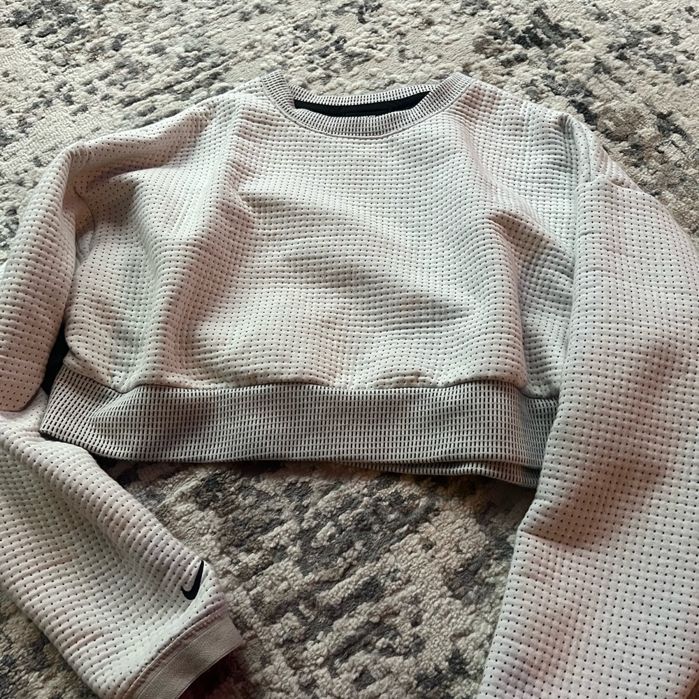 Nike cropped sweatshirt